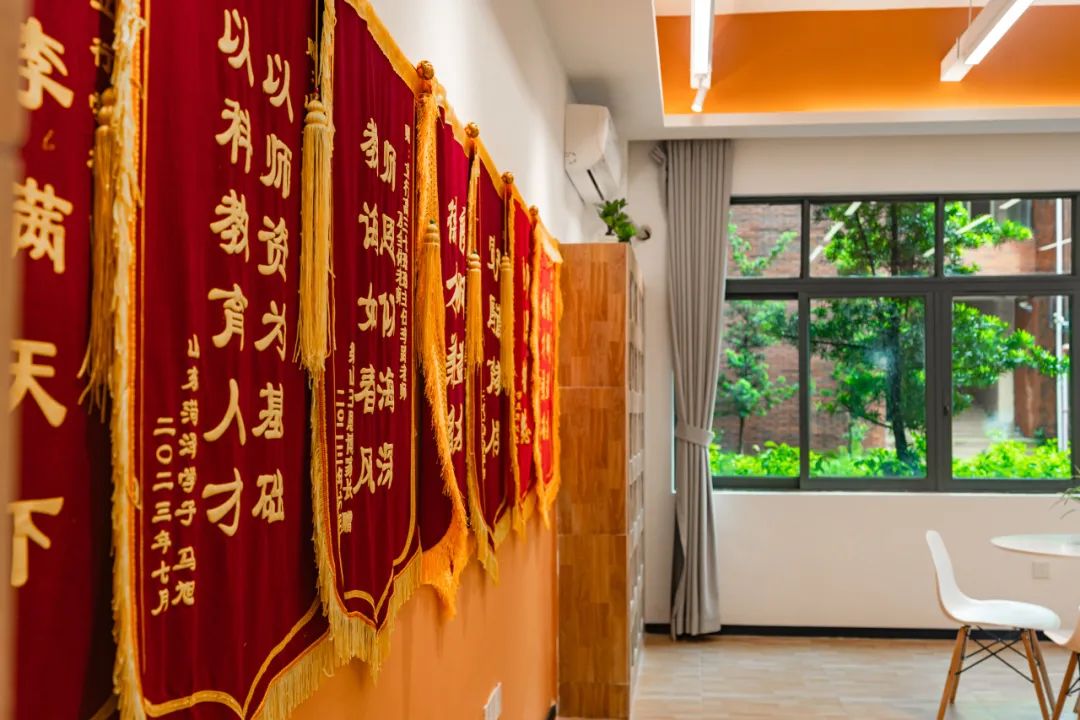 重启梦想：复读路上的策略与支持